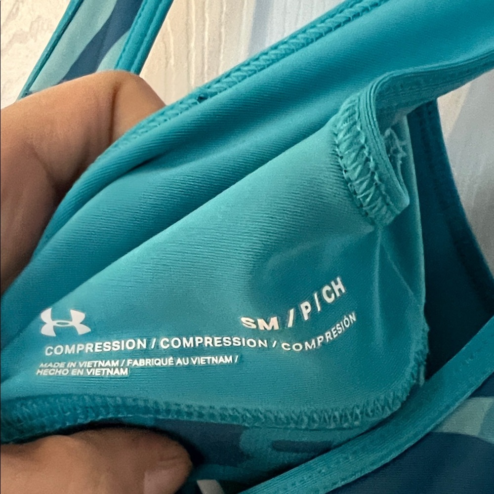 4/$20 Under Armour Teal Patterned Sports Bra - Picture 2 of 3